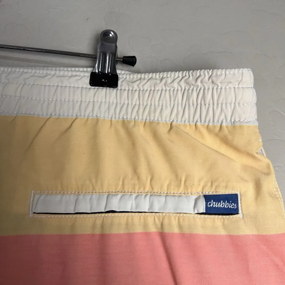 Chubbies 5.5” inseam the golden hours pattern swim shorts size Medium Striped